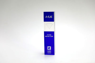 卓越前行 小天鵝榮獲2023金瑞獎“蜂窩大板十大品牌”稱號，引領水暖管道零件行業新篇章